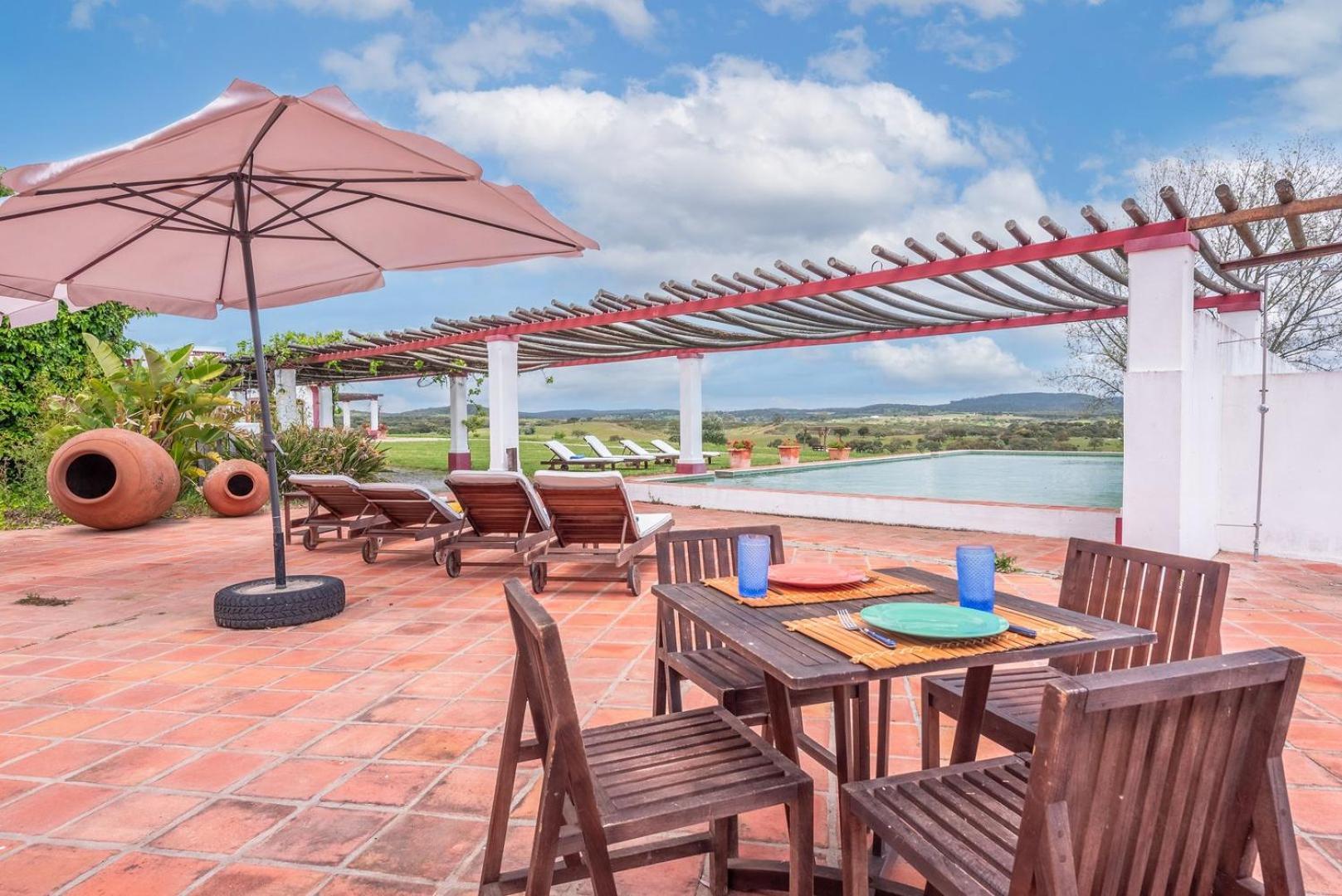 Вилла Stunning Mansion In Sao Cristovao Монтемор-у-Нову Экстерьер фото