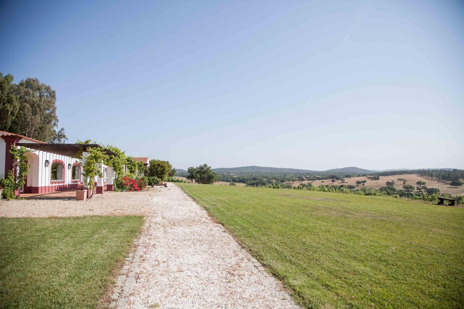 Вилла Stunning Mansion In Sao Cristovao Монтемор-у-Нову Экстерьер фото