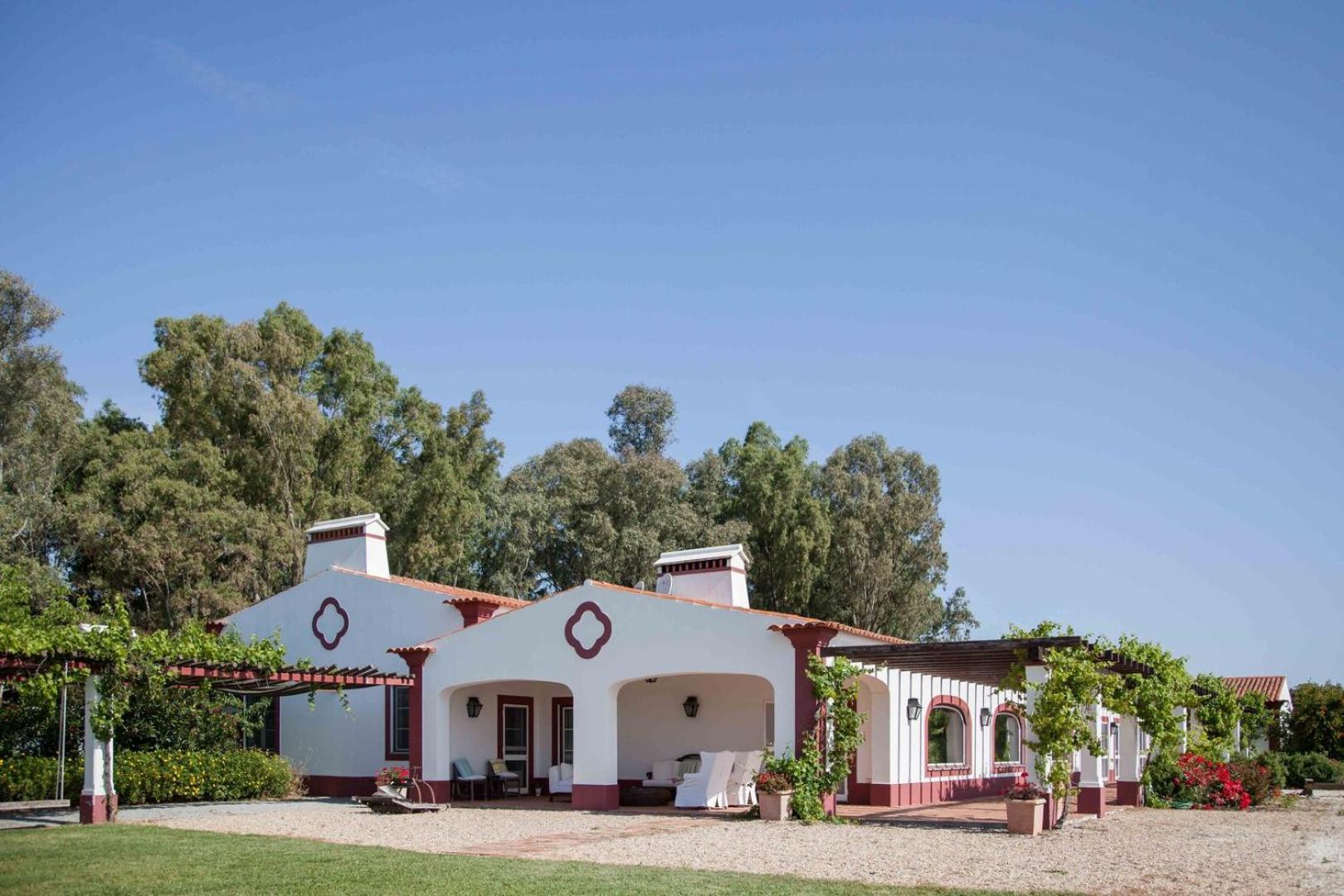 Вилла Stunning Mansion In Sao Cristovao Монтемор-у-Нову Экстерьер фото